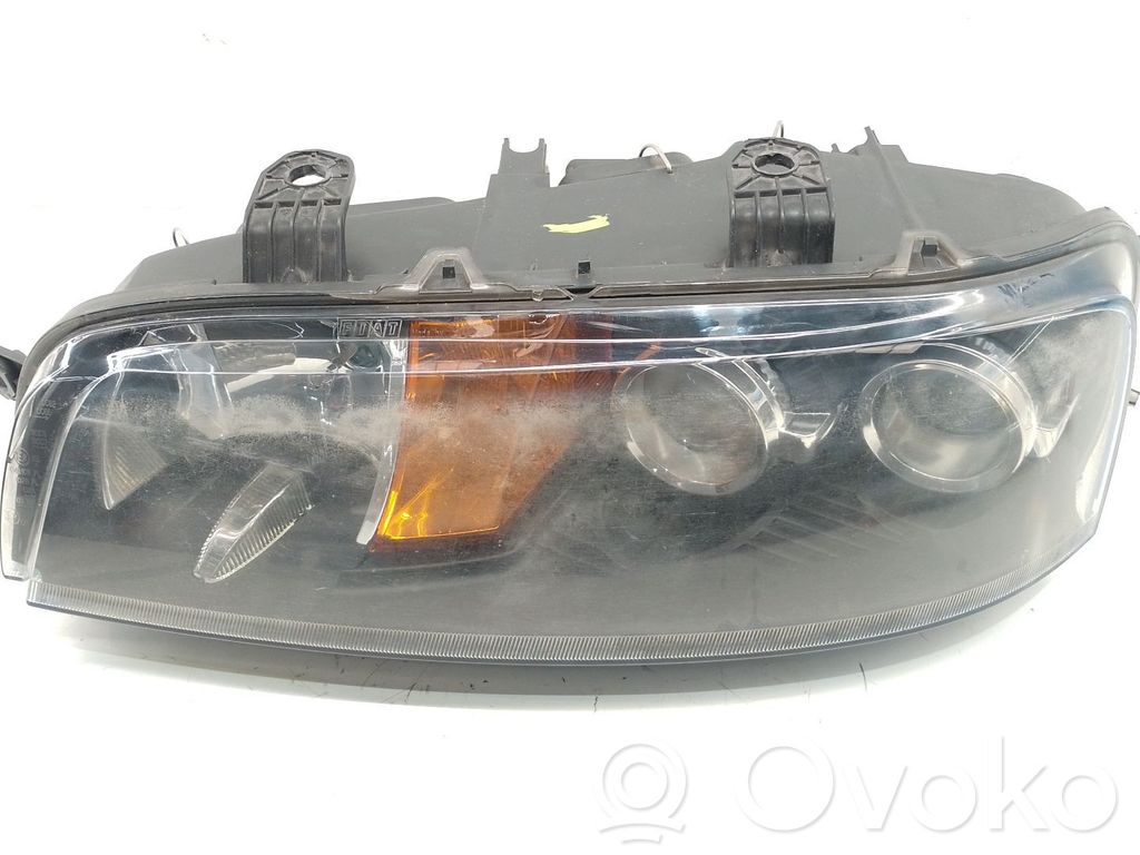 Fiat Punto (188) Scheinwerfer 