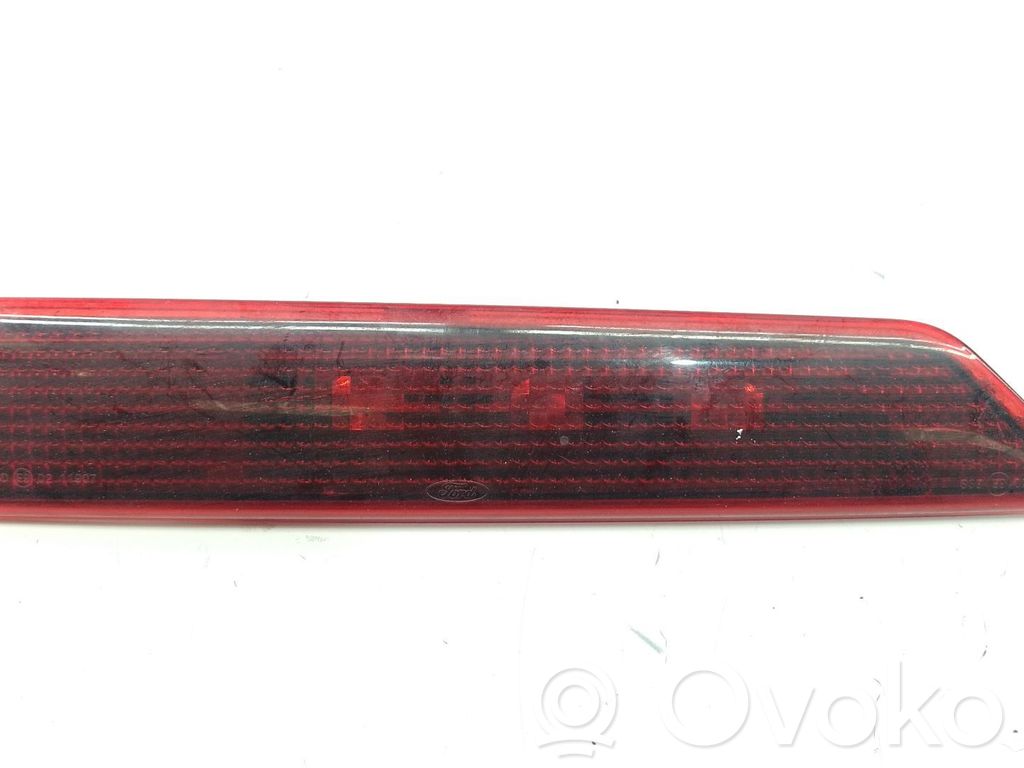 Ford Transit Third/center stoplight 