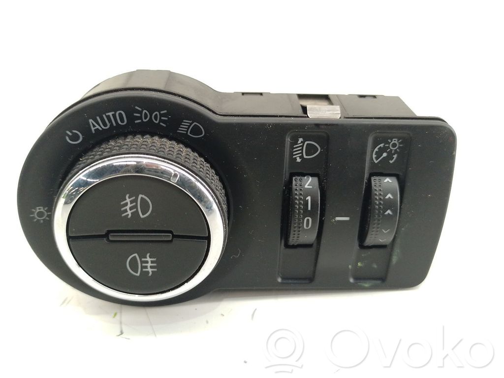 Interruptor de control del panel de luces   13268702,13268702,13268702