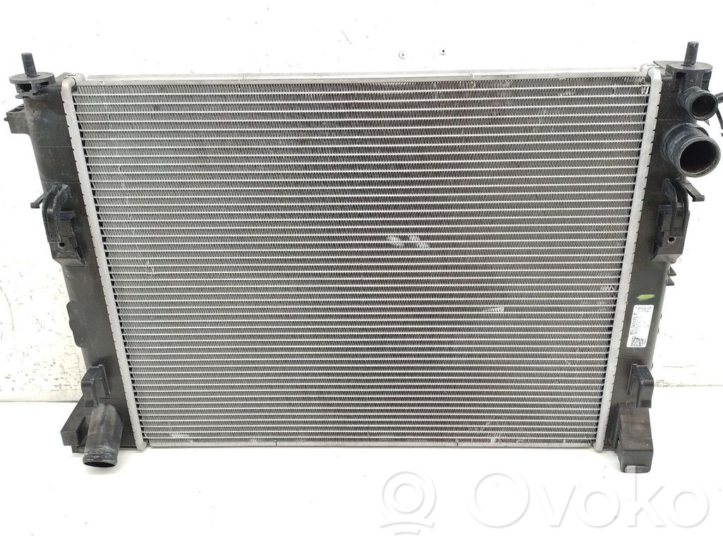 Renault Captur II Coolant radiator 