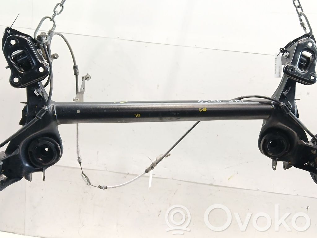 Opel Corsa E Galinis tiltas su reduktoriumi 
