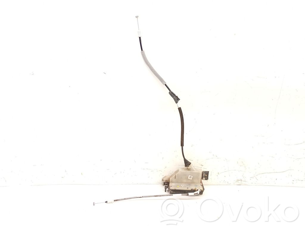 Citroen DS5 Front door lock 