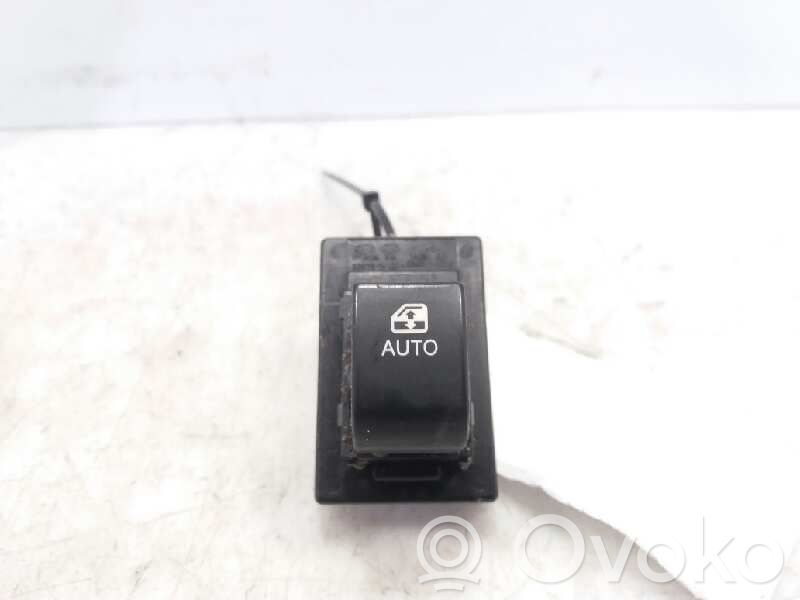 KIA Ceed Przyciski szyb 