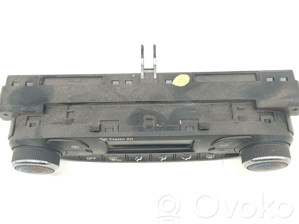 KIA Ceed Ilmastoinnin ohjainlaite