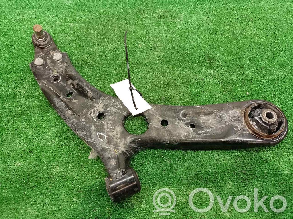 Hyundai i30 Querlenker vorne