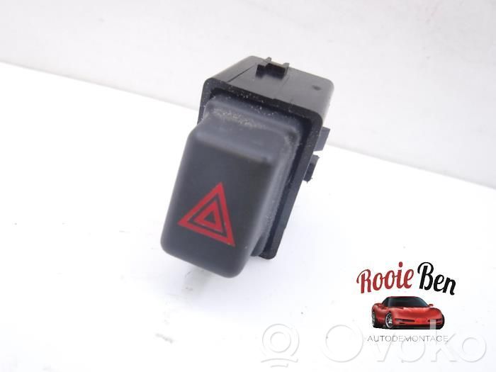 Cadillac SRX Botón interruptor de luz de peligro 