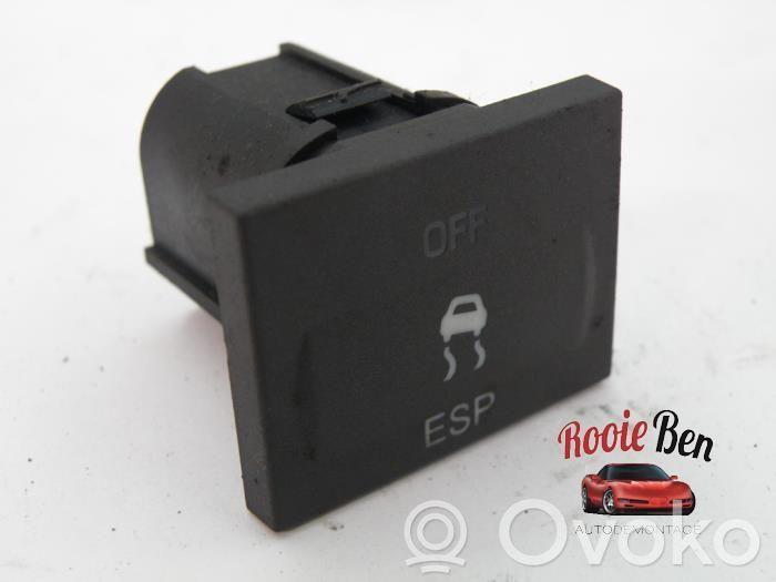 Bouton interrupteur programme de stabilité ESP   3M5T2C418BE
