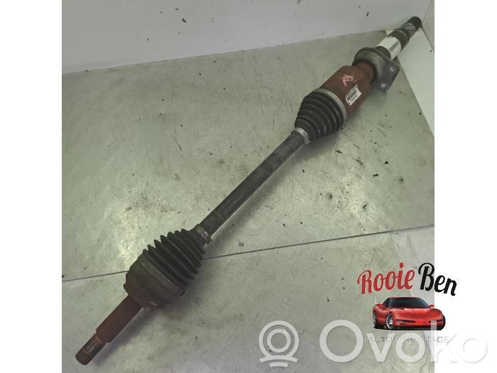 Priekinis pusašis   103061600A,103063200A,1C13151,S1215152