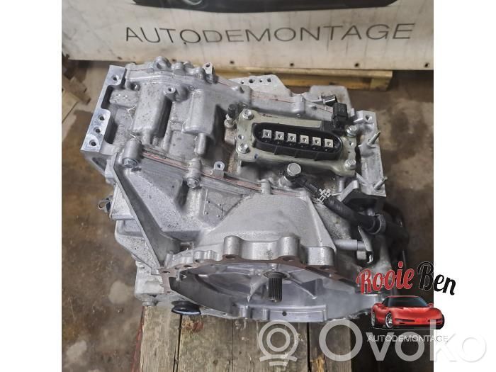 Toyota Yaris XP210 Caja de cambios manual de 5 velocidades 