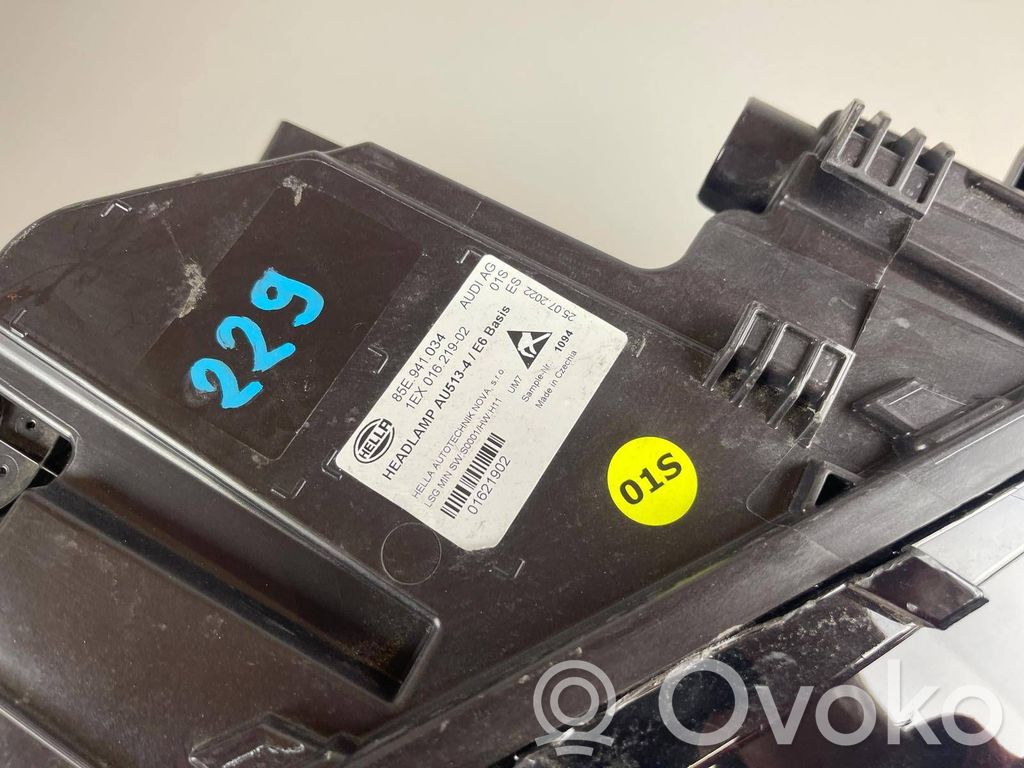 Audi A6 etron 85E Scheinwerfer 