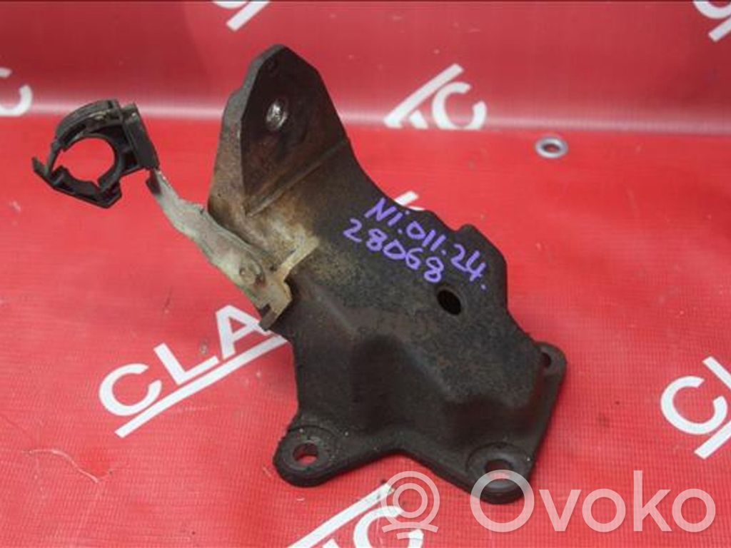 Engine mounting bracket   NI0112428068