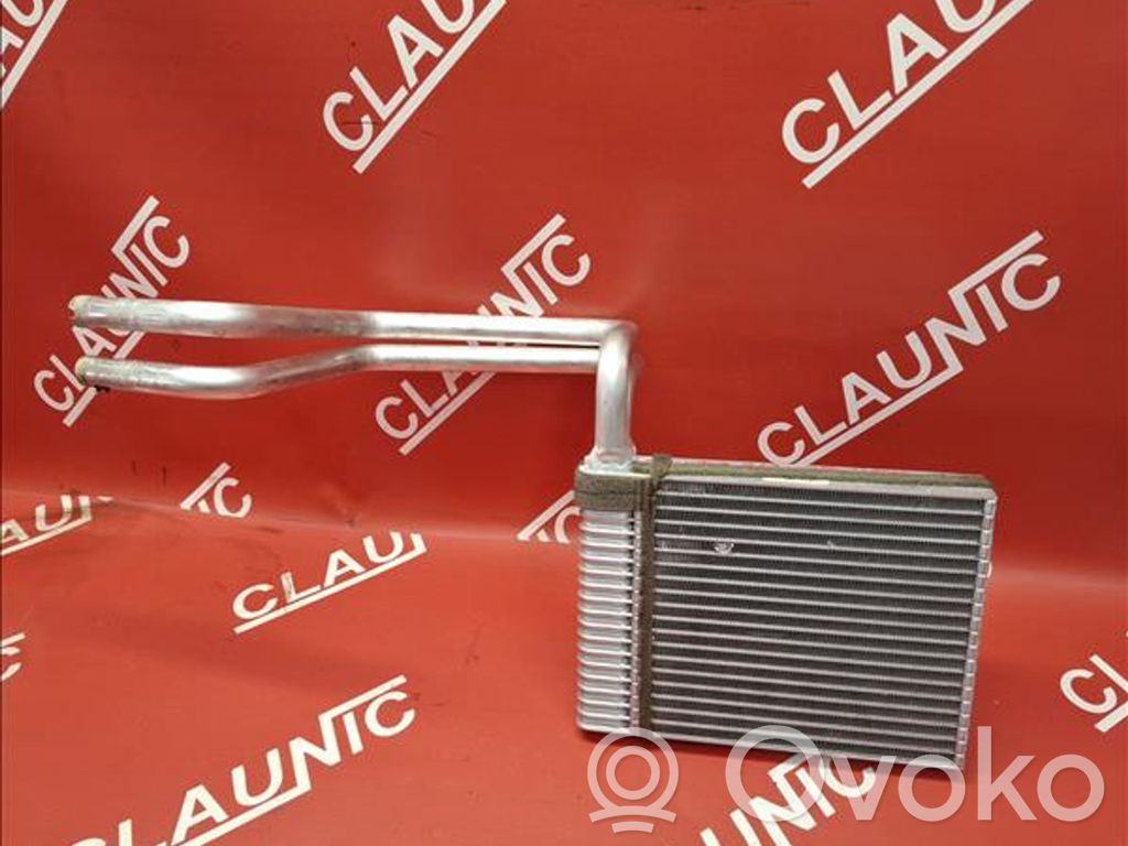 Mazais radiators   FO013254557