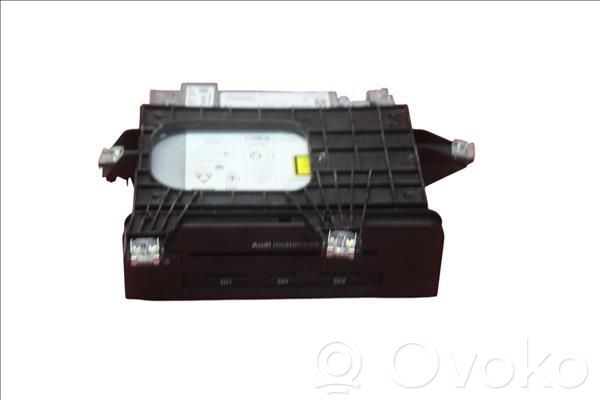 Audi A5 Unidad delantera de radio/CD/DVD/GPS 