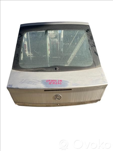 Tailgate/trunk/boot lid