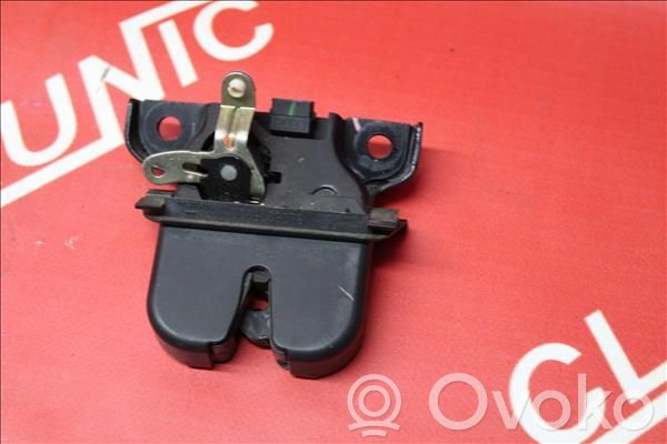 Audi A3 S3 8L Tailgate lock latch 