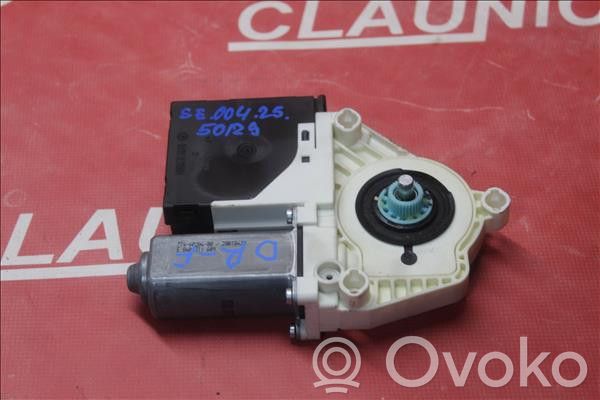 Seat Leon (1P) Silnik regulatora szyby drzwi przednich 