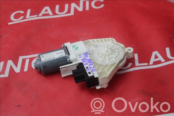 Audi Q7 4L Rear door window regulator motor 