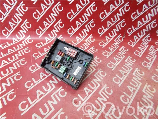 Skoda Octavia Mk2 (1Z) Module de fusibles