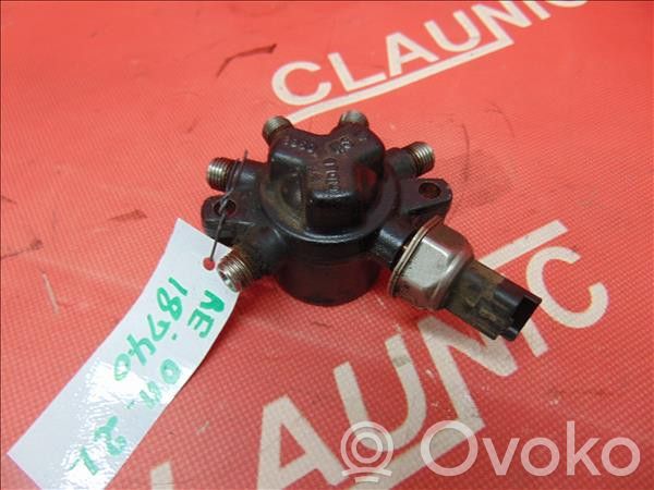 Renault Clio III Tuyau de conduite principale de carburant
