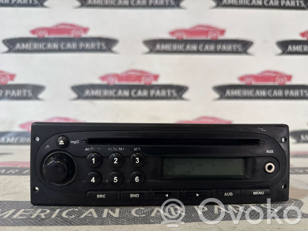 Renault Kangoo II Panel / Radioodtwarzacz CD/DVD/GPS 
