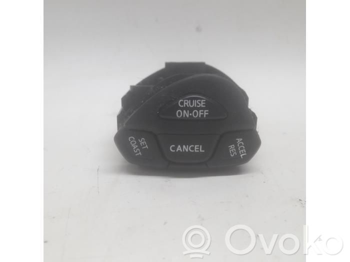 Nissan X-Trail T30 Cruise control switch 