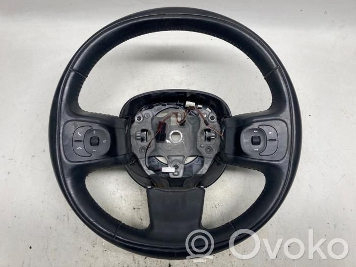 Fiat 500L Ohjauspyörä 