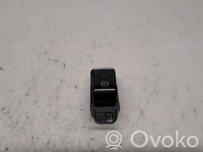 Alfa Romeo Giulia Inne przełączniki i przyciski 