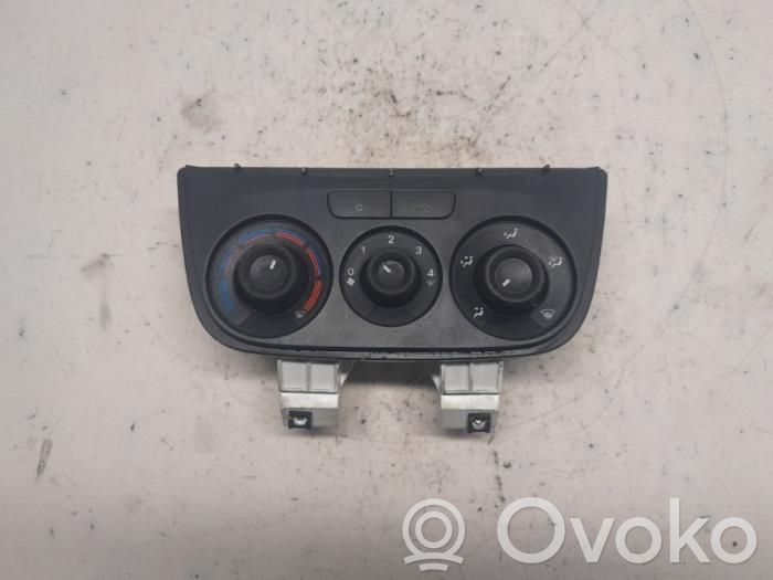 Opel Combo D Climate control unit 