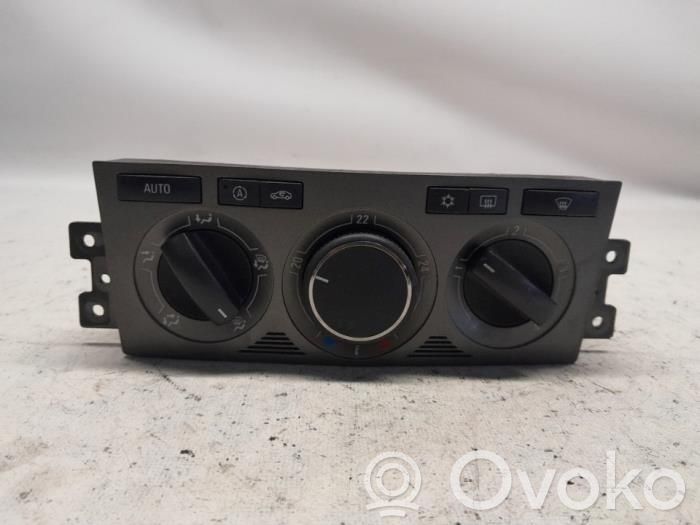 Opel Antara Climate control unit 