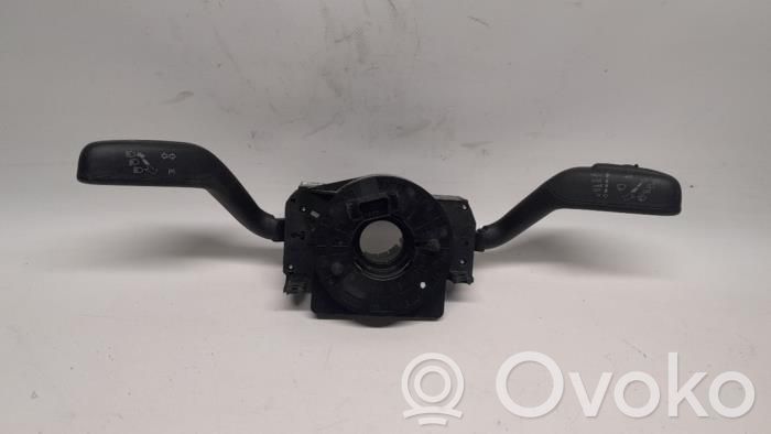Seat Ibiza IV (6J,6P) Wiper turn signal indicator stalk/switch 