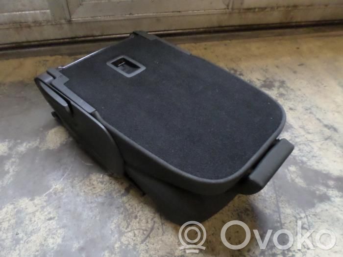 Rear seat