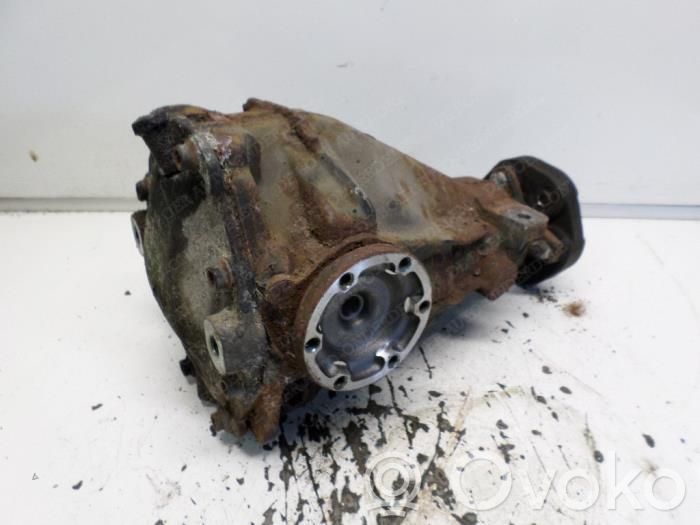 Mercedes-Benz C W202 Tylny mechanizm różnicowy 