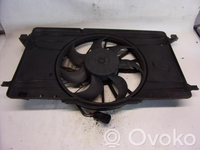 Volvo C30 Elektryczny wentylator chłodnicy 