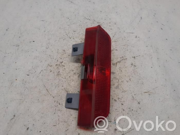 Toyota RAV 4 (XA20) Third/center stoplight 