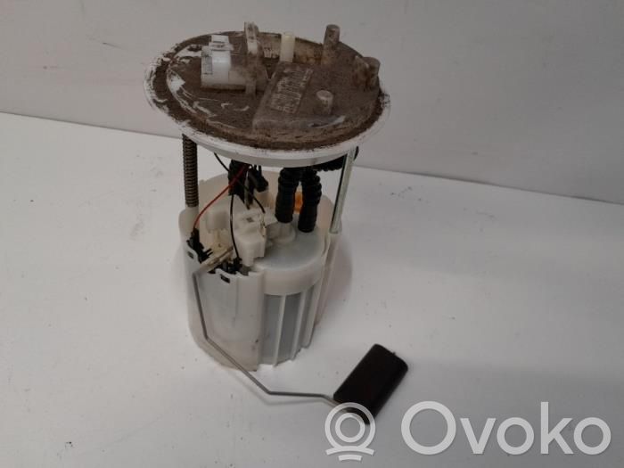 Opel Corsa D Bomba interna de combustible 