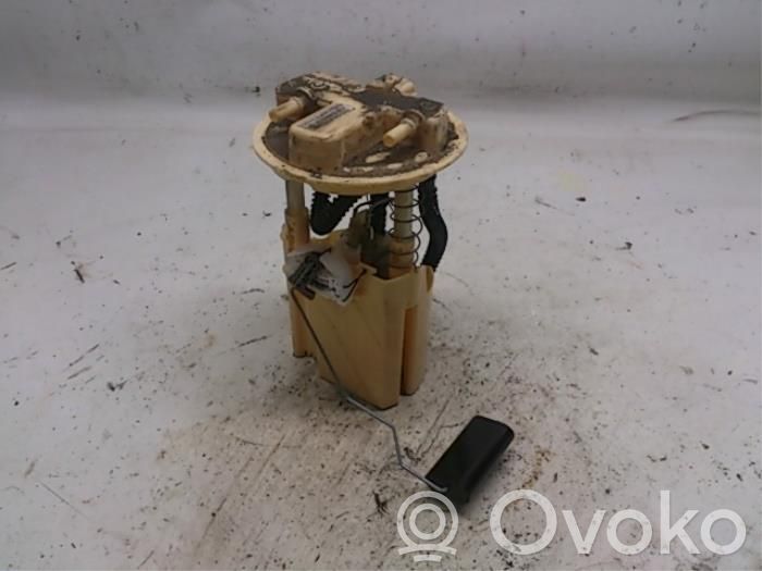 Renault Clio IV Pompe à carburant 