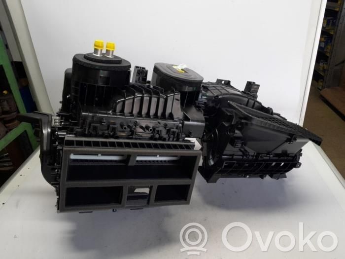 Renault Austral Obudowa nagrzewnicy 