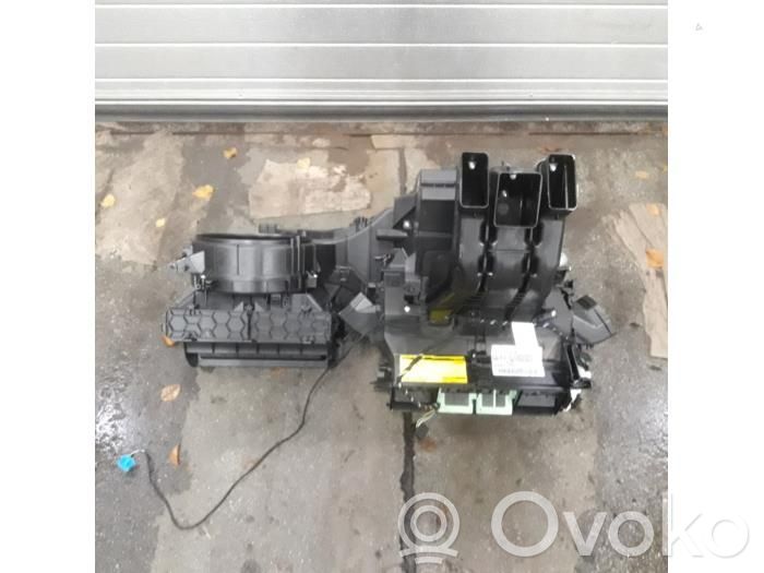 Volkswagen Golf VII Obudowa nagrzewnicy 