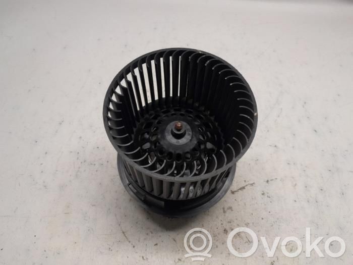 Peugeot 208 I Mazā radiatora ventilators 