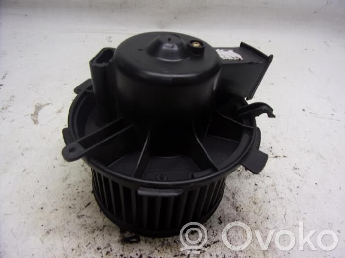 Peugeot 206 Mazā radiatora ventilators 