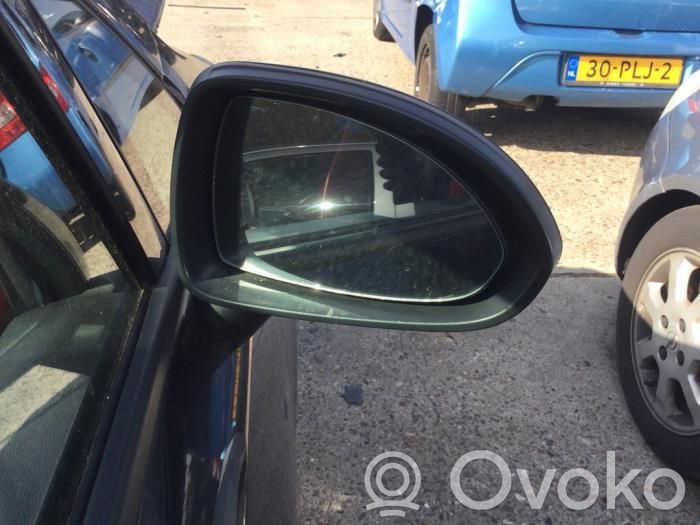 Opel Corsa D Oglindă exterioară manuală 