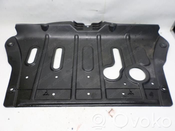 Engine splash shield/under tray   758902039R,300268462,300268462,758902039R