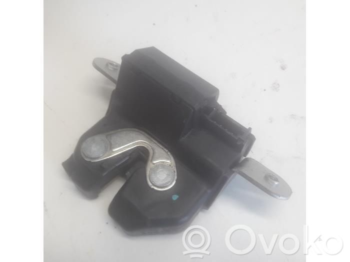 Opel Corsa D Zamek klapy tylnej / bagażnika 