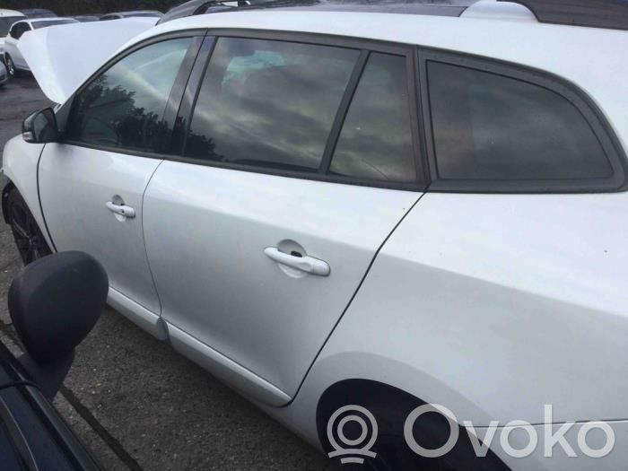 Renault Megane III Puerta trasera 