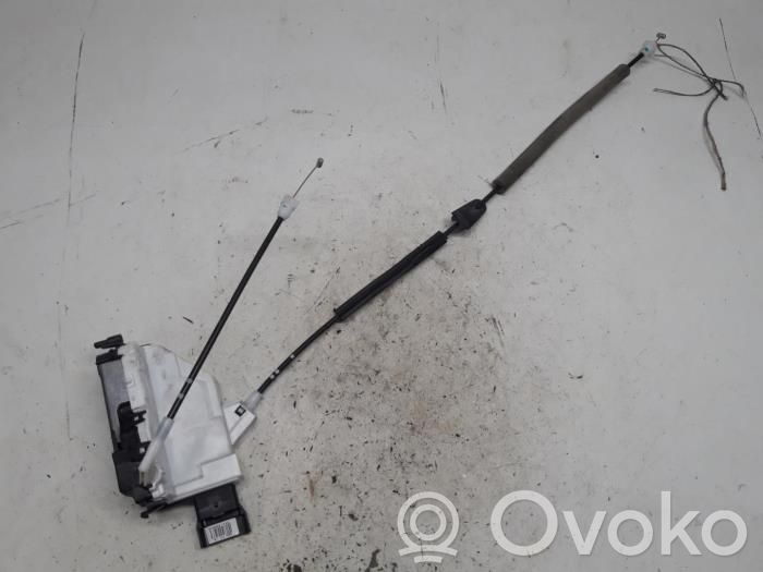 Peugeot Partner Front door lock 