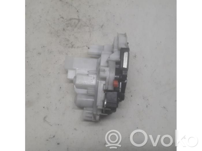 Fiat Fiorino Zamek drzwi przednich 