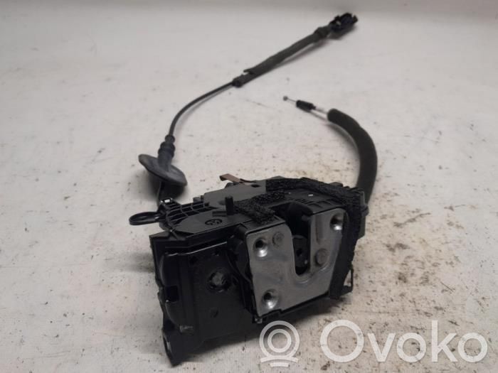 Renault Captur Zamek drzwi tylnych 