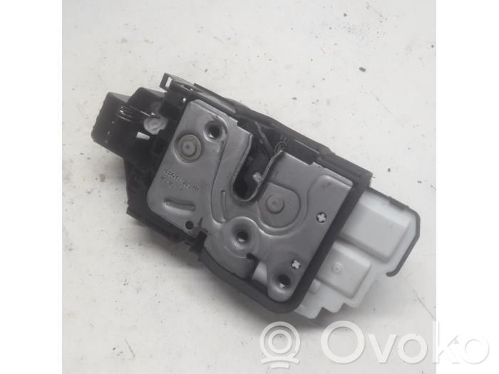 Volvo V40 Etuoven lukko 