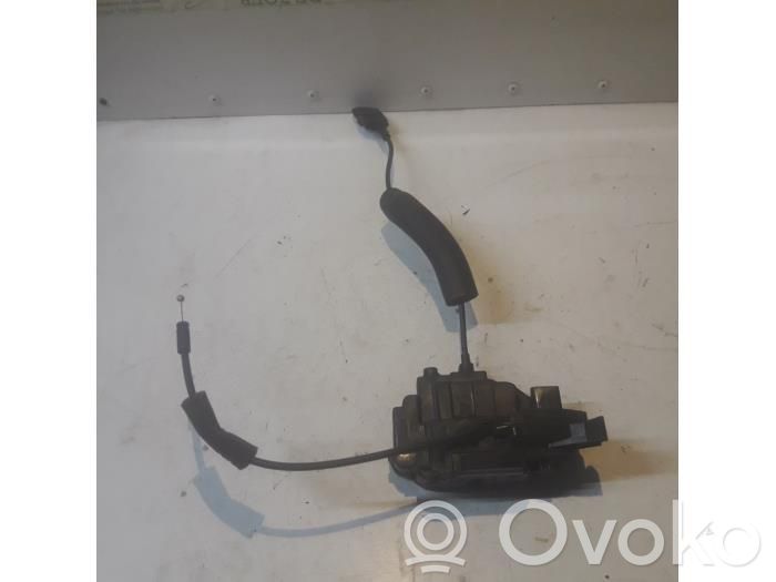 Renault Megane III Front door lock 