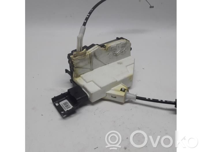 Citroen C5 Front door lock 
